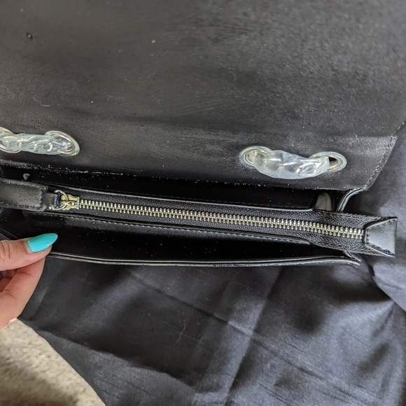 Valentino purse - Picture 7 of 7